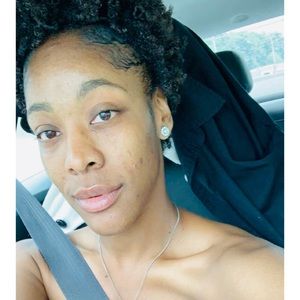 Meet your Posher, Coretta